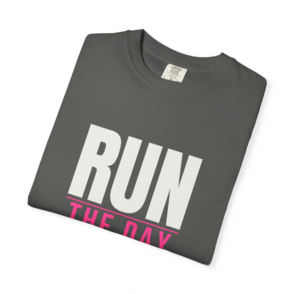 Run The Day | Women's Garment-Dyed Graphic Tee