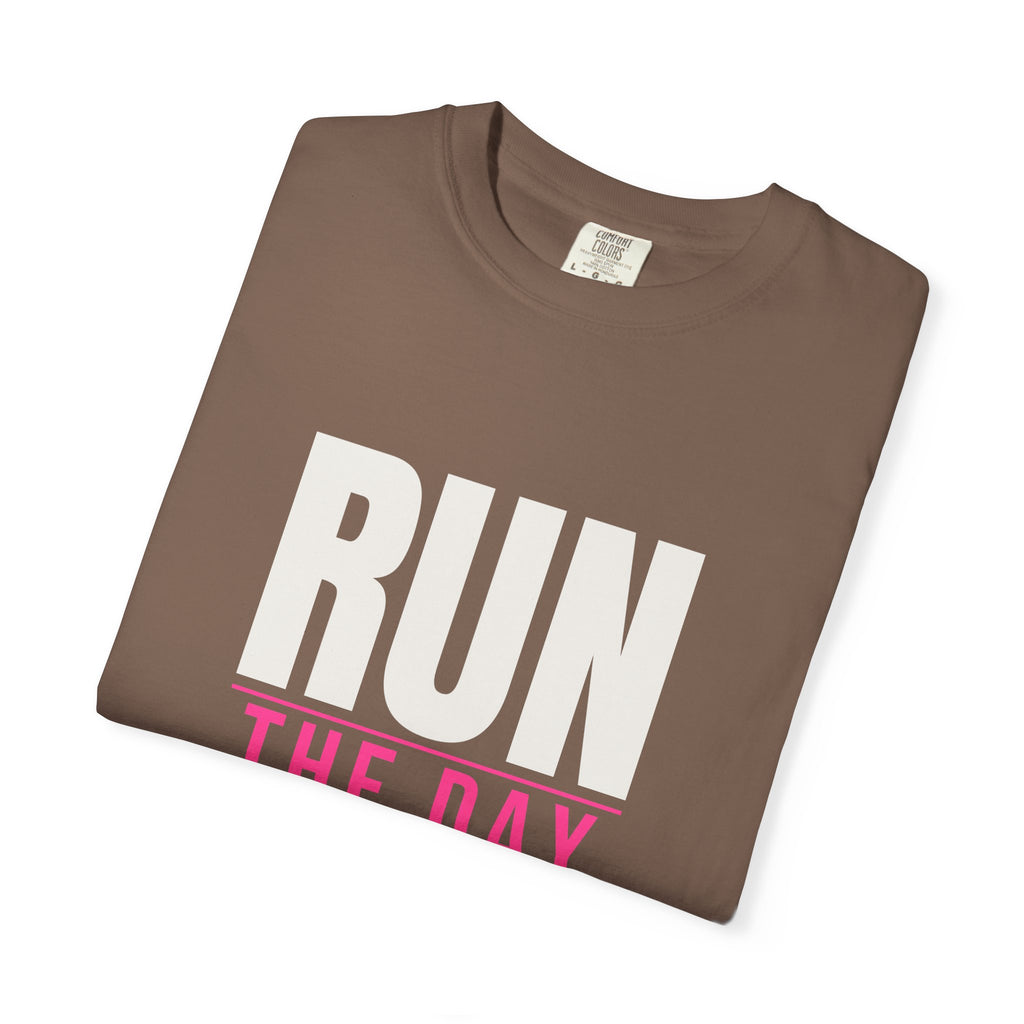 Run The Day | Women's Garment-Dyed Graphic Tee
