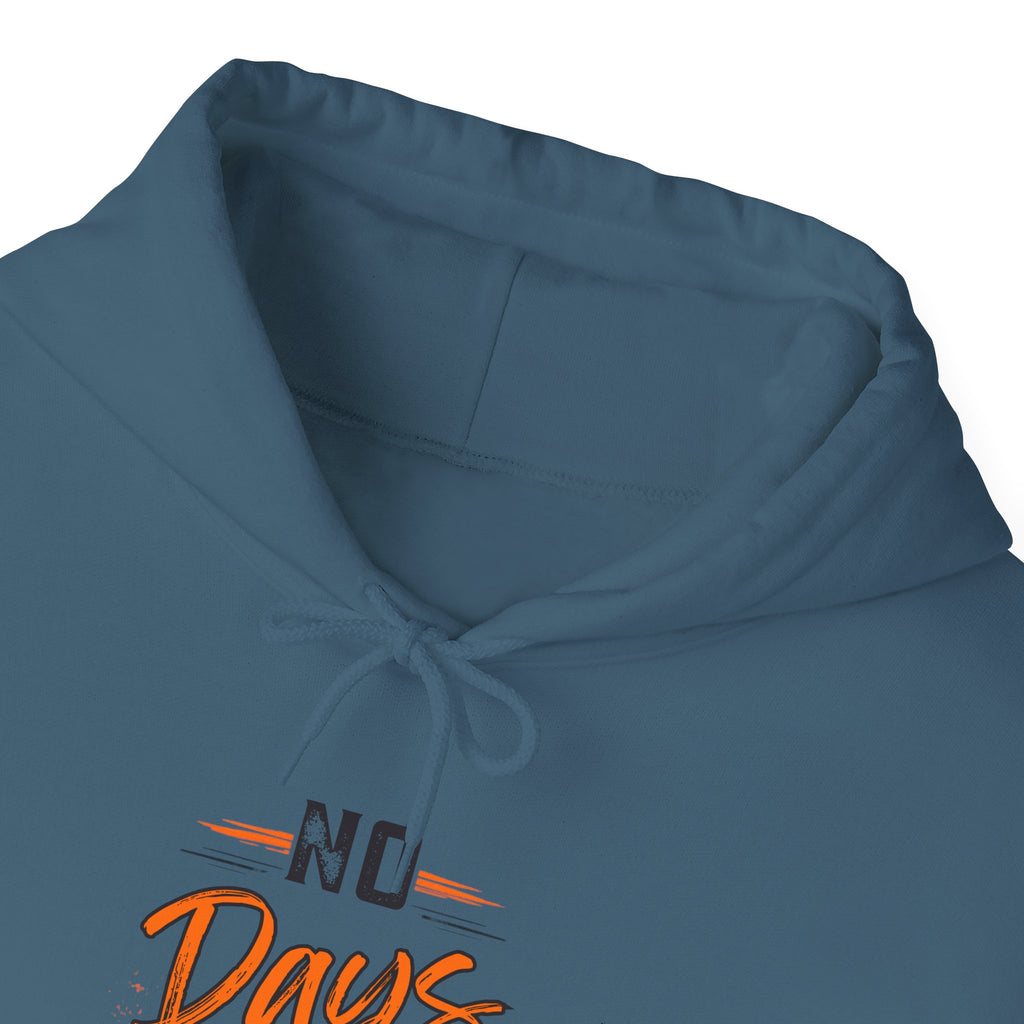No Days Off | Heavy Hooded Sweatshirt