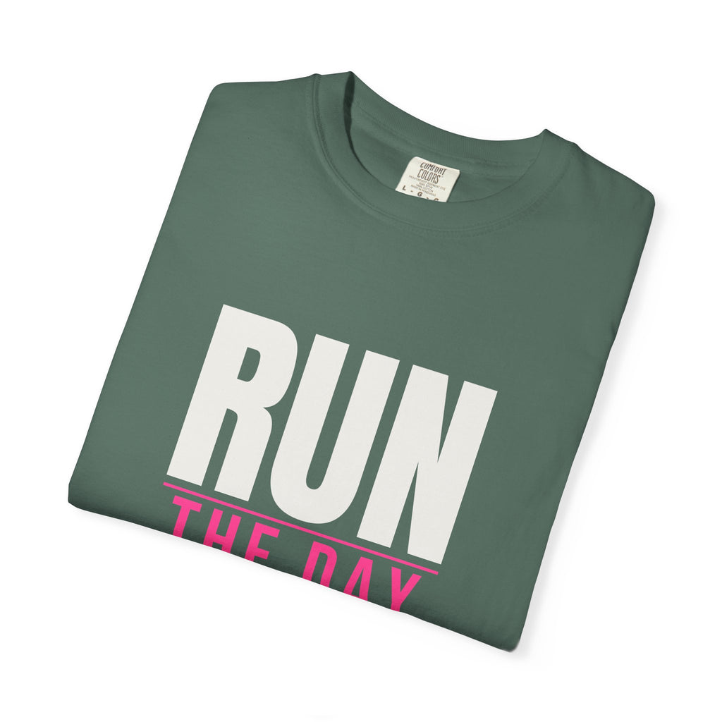 Run The Day | Women's Garment-Dyed Graphic Tee