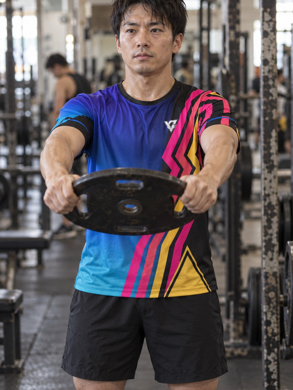 Man training in the Spectrum Rush men's sports jersey with the Vantacore V emblem on the left chest – front view