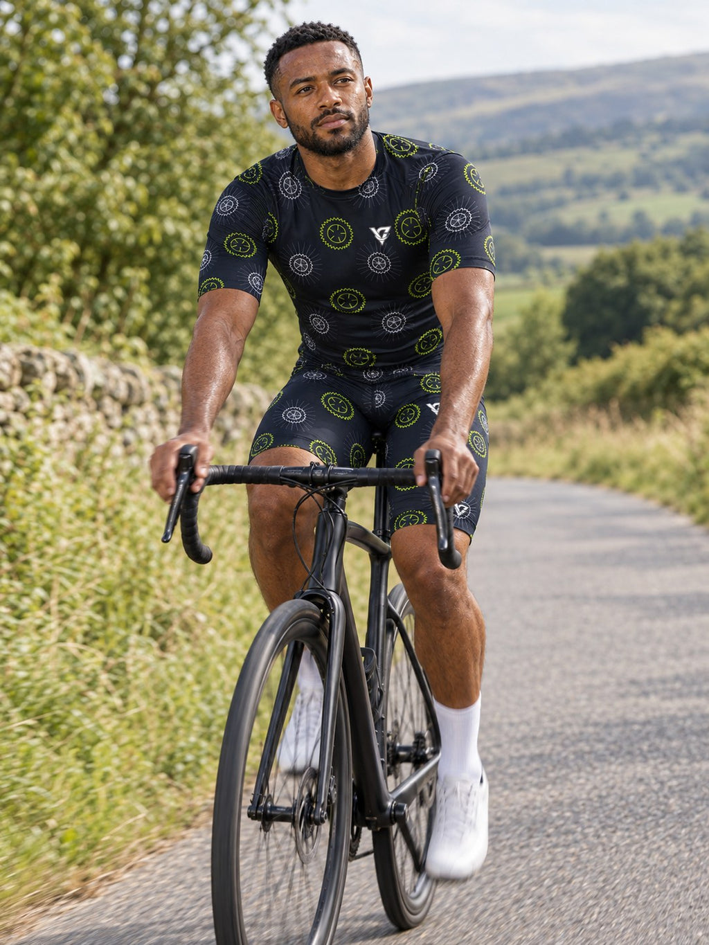 Cycling Volt Night Chainring Men's Sports Jersey, in action