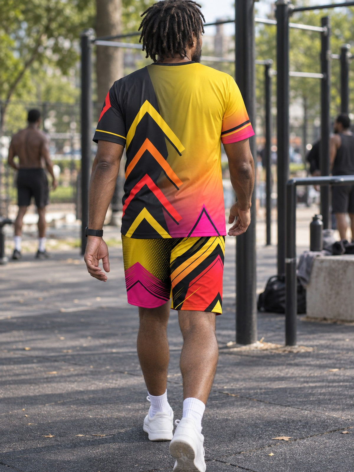 Man wearing the Solar Pulse men's matching set – back view