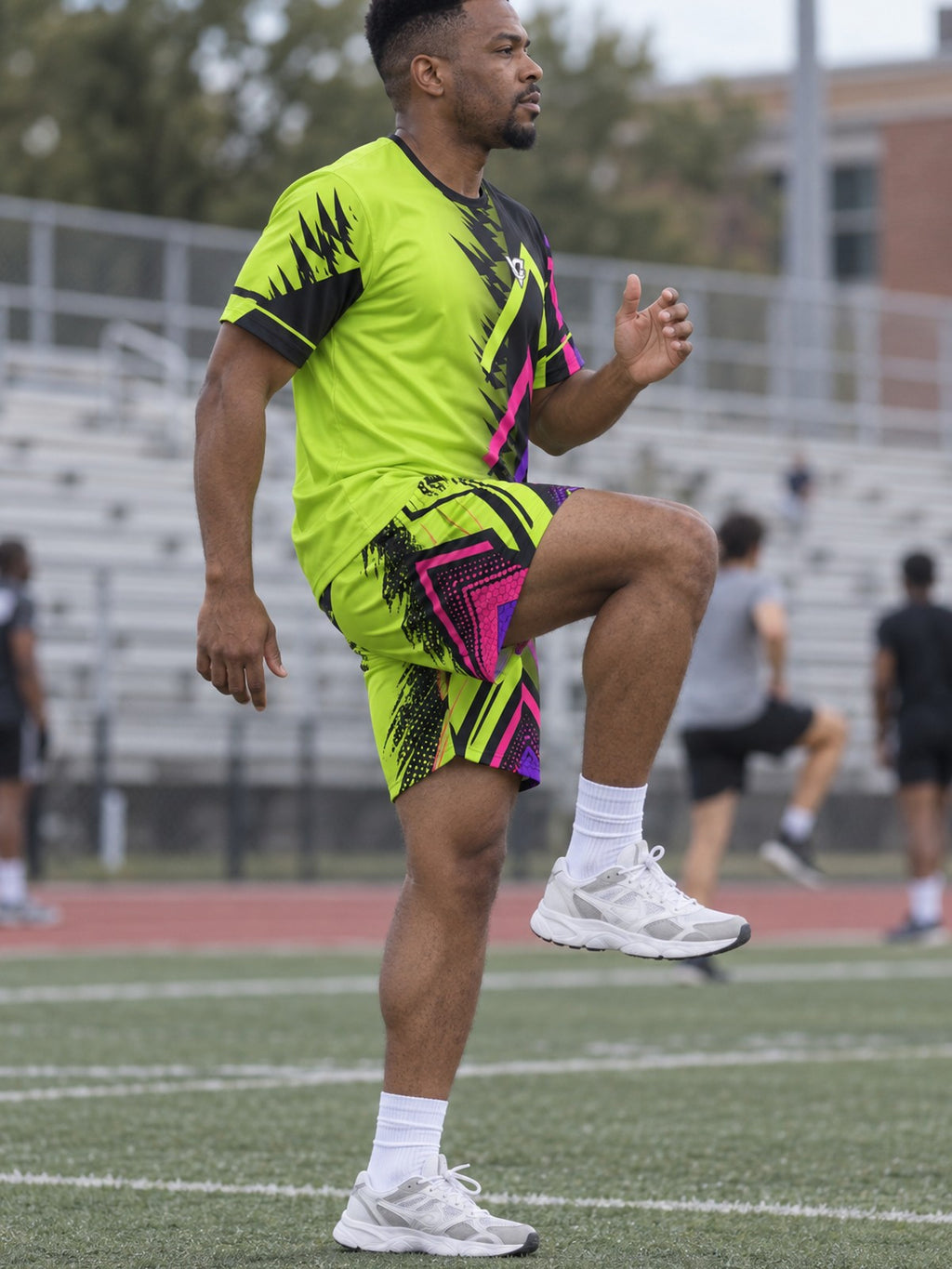 Man wearing the Volt Fusion men's matching set – side view