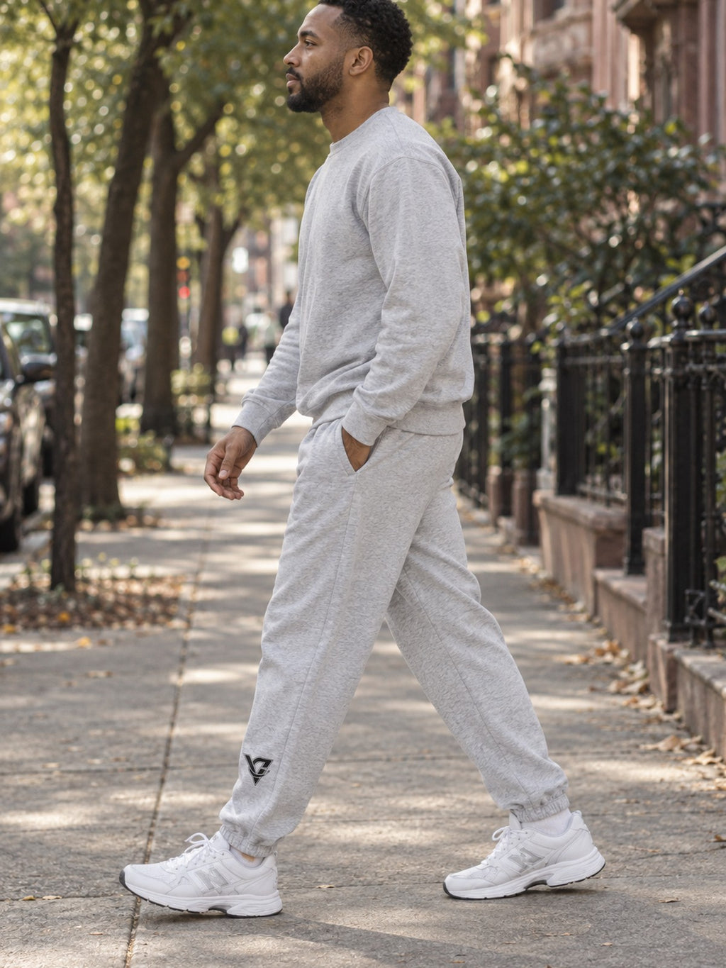 Emblem Joggers in athletic heather gray – side view