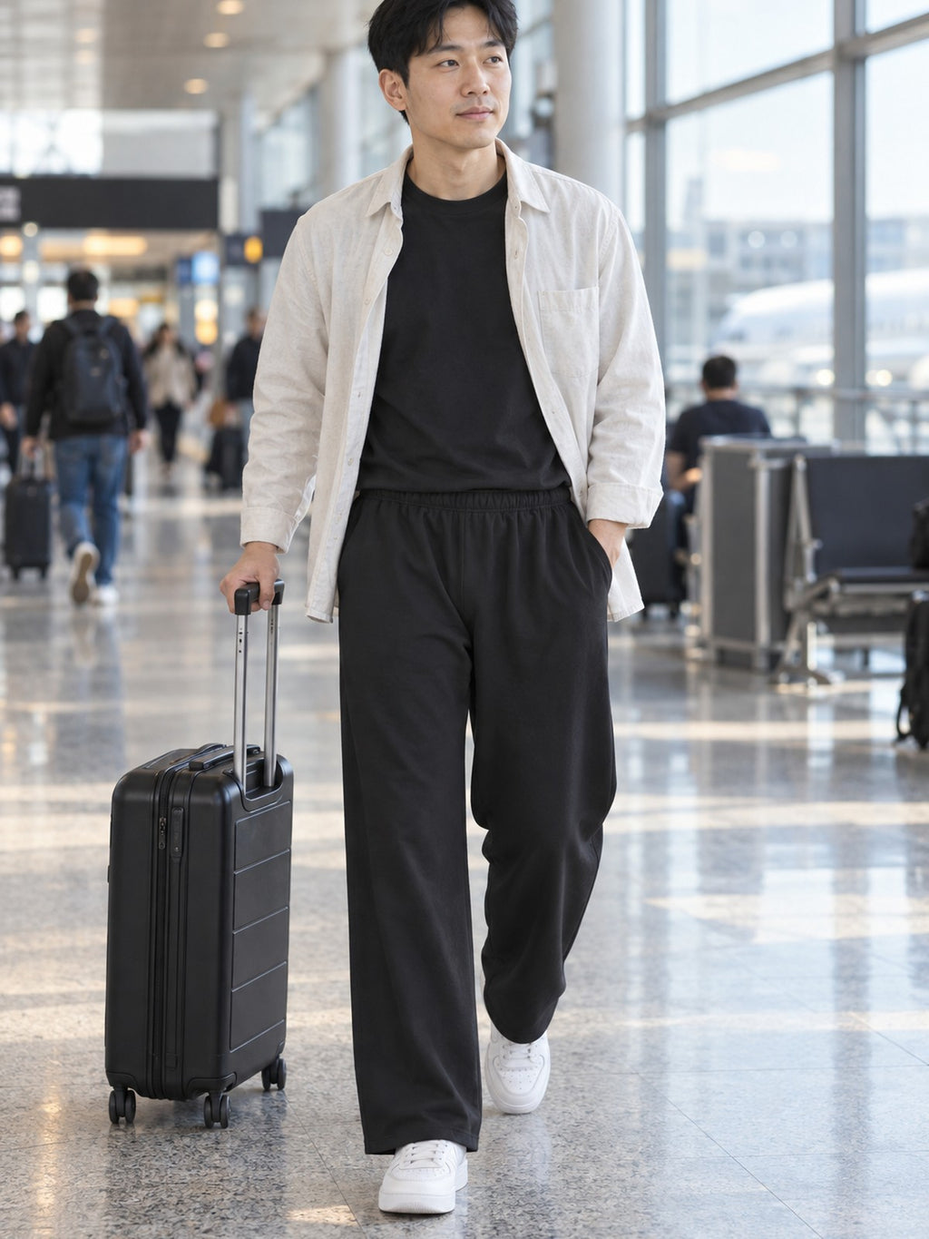 VANTACORE Black Wide-Leg Sweatpants in black – front