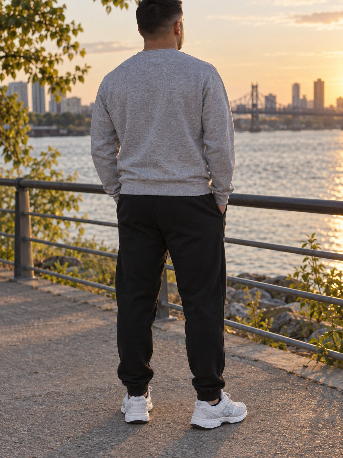 Embroidered Heart Logo Sweatpants in black – back view