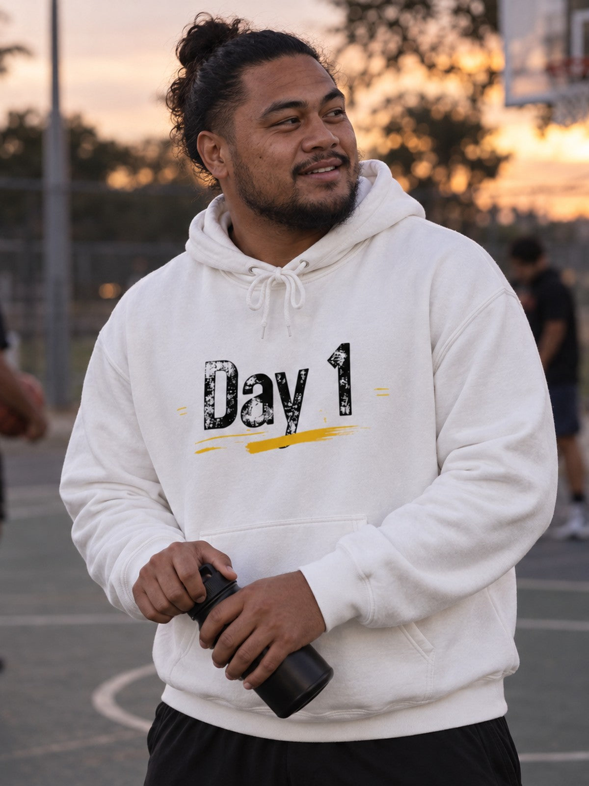Man wearing the Vantacore Day 1
