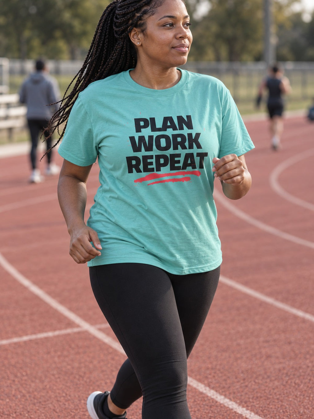 Woman wearing the Vantacore Plan Work Repeat