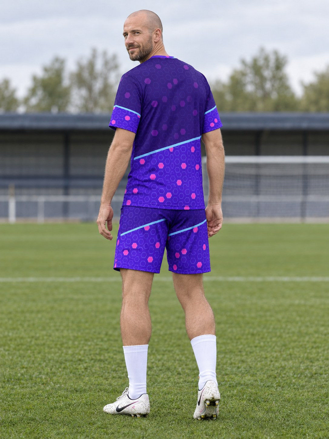 Soccer Ultra Violet Hex Pitch Men's Sports Jersey, back view