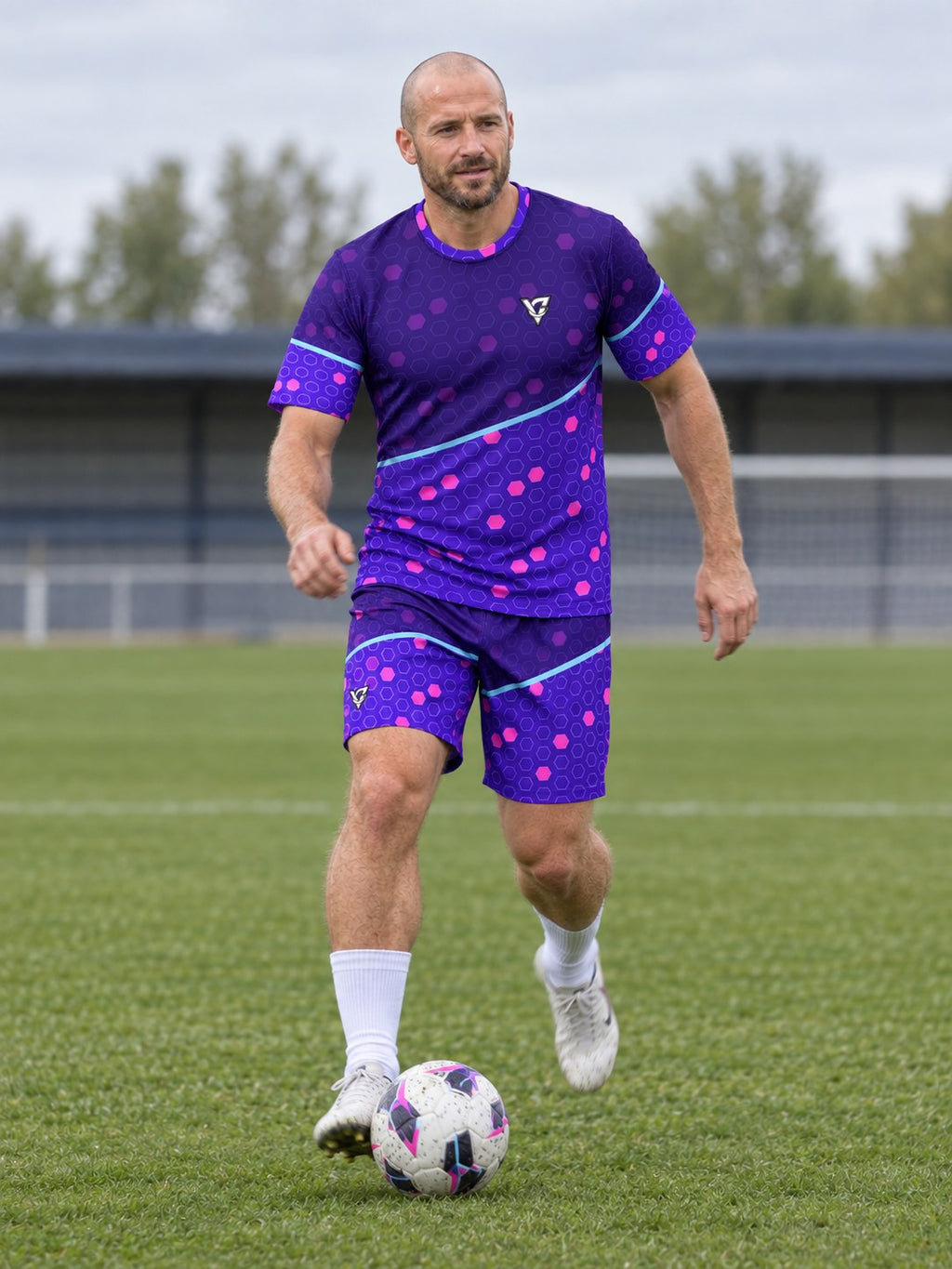 Soccer Ultra Violet Hex Pitch Men's Sports Jersey, in action