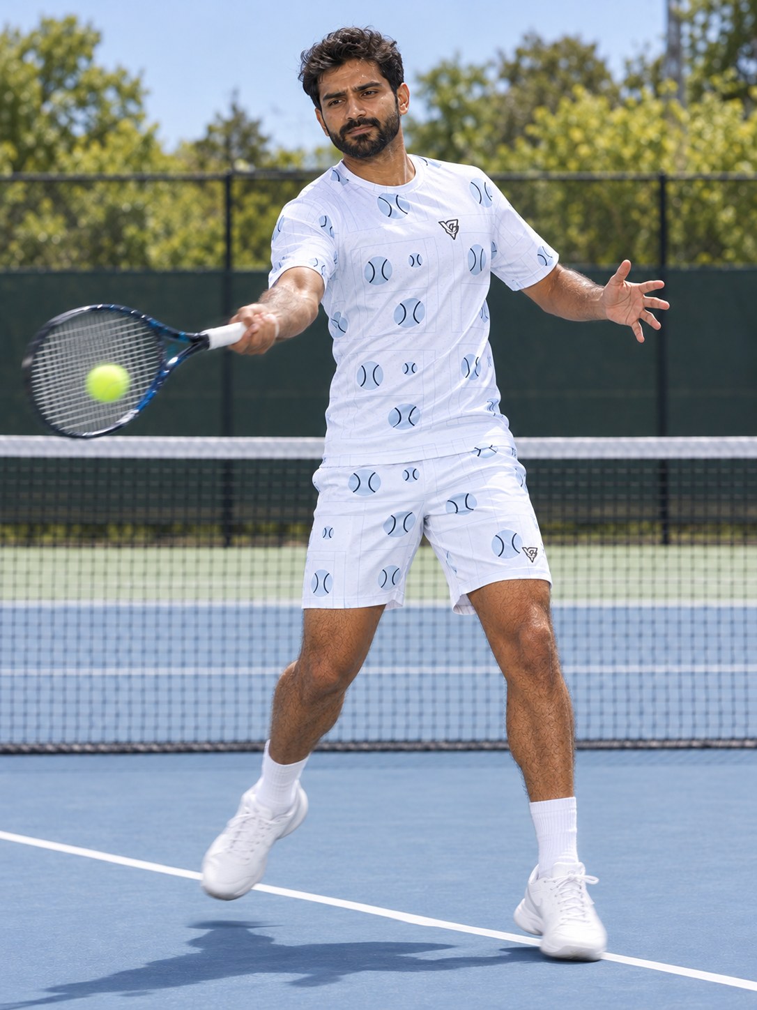 Tennis Arctic White Baseline Seam Men's Sports Jersey, in action
