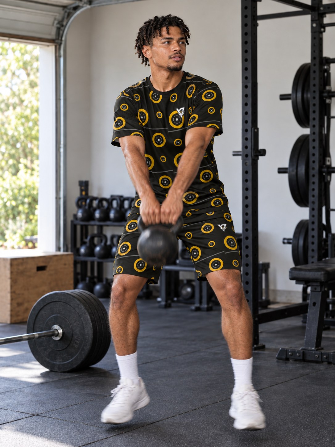 Training & Gym Gold Rush Iron Plate Men's Sports Jersey, in action